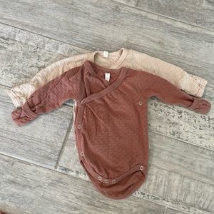 Quincy Mae Side-Snap Bodysuits Set of 2